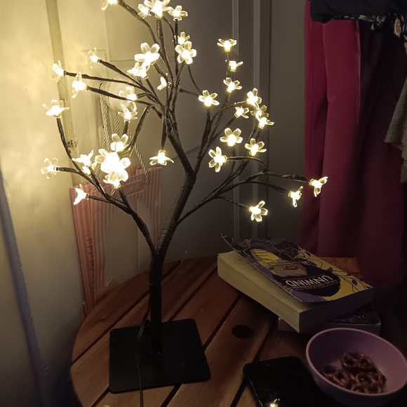 18 inch LED Cherry Blossom Tree Light - Picture 6 of 6